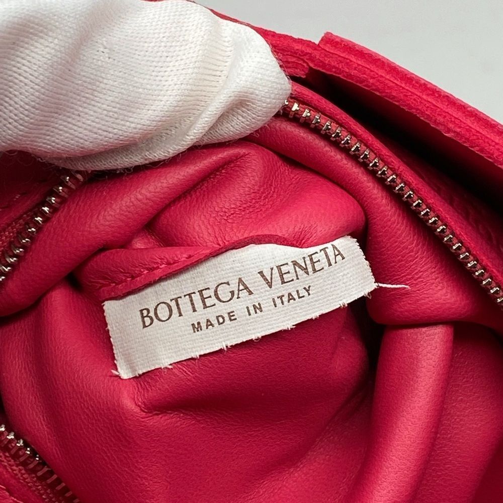 Bottega Veneta The Cassette Intreccio Leather Crossbody Bag - Picture 11 of 12